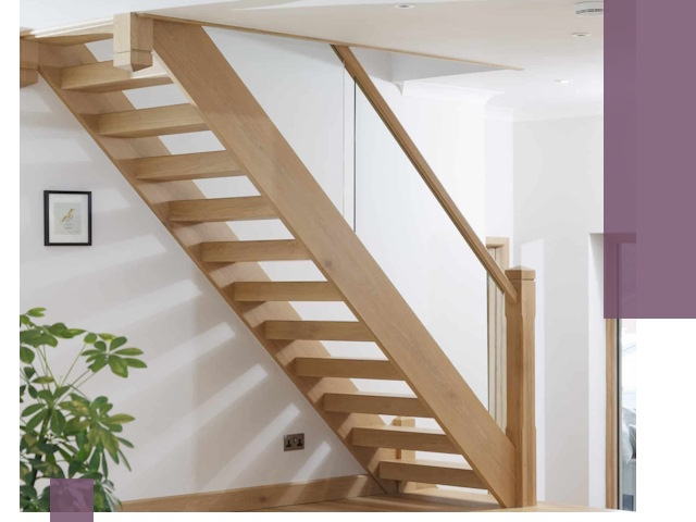 Изготовление деревянных лестниц под ключ в Апшеронске для дома