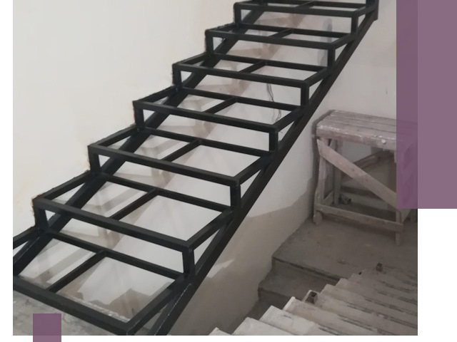 Демонтаж лестниц на металлокаркасе в Апшеронске: быстрый вывоз и разбор