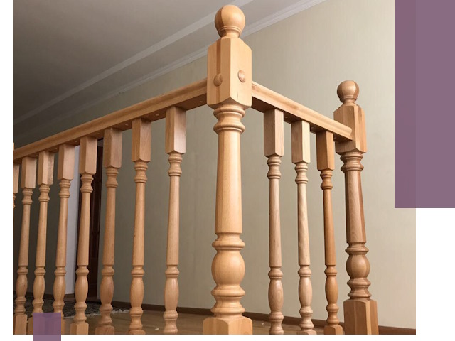 Деревянные перила на заказ в Апшеронске: монтаж и изготовление