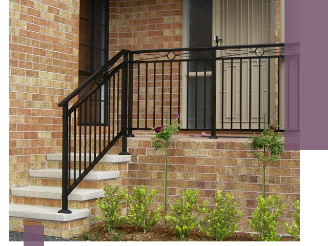Уличные перила из металла под ключ в Апшеронске